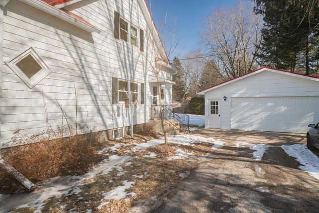 215 N OXFORD STREET, Wautoma, WI 54982