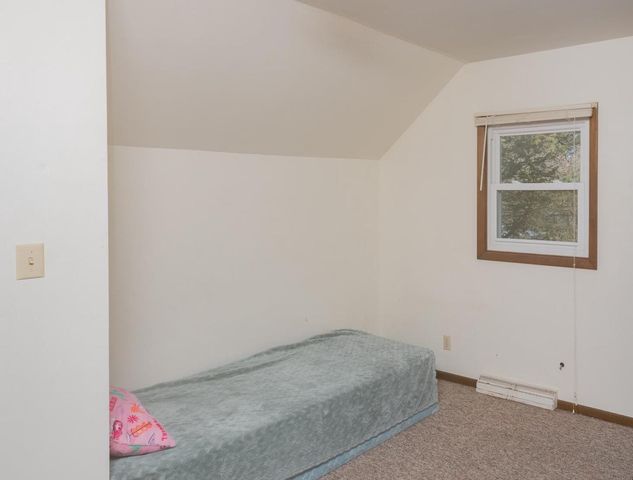 215 N OXFORD STREET, Wautoma, WI 54982
