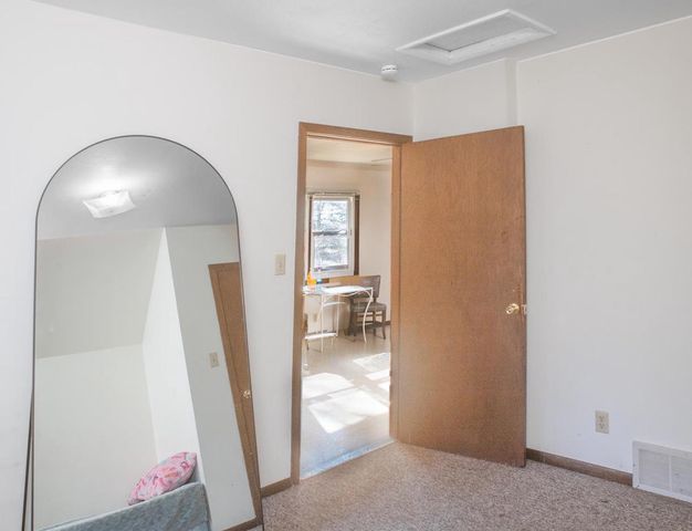 215 N OXFORD STREET, Wautoma, WI 54982