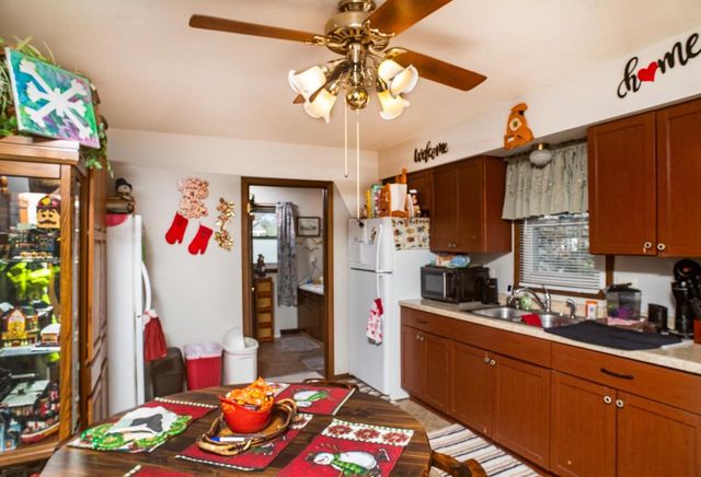 215 N OXFORD STREET, Wautoma, WI 54982
