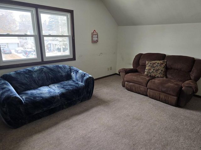 215 N OXFORD STREET, Wautoma, WI 54982