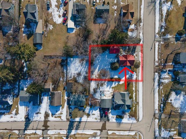 215 N OXFORD STREET, Wautoma, WI 54982