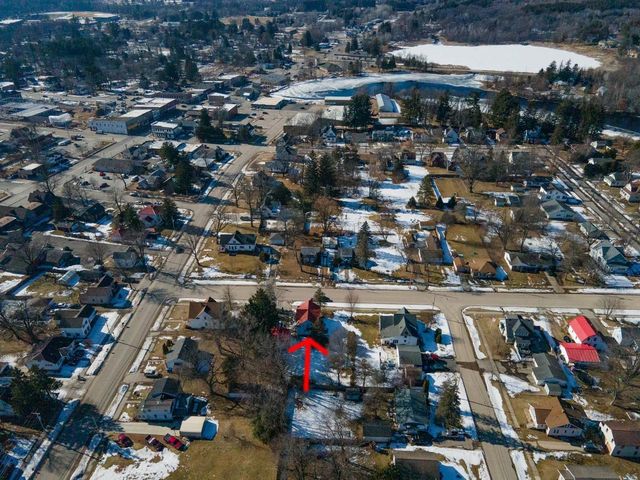 215 N OXFORD STREET, Wautoma, WI 54982