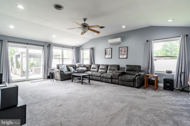 39 WILLOWBROOK WAY WAY, Eastampton, NJ 08060