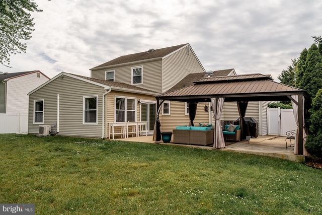 39 WILLOWBROOK WAY WAY, Eastampton, NJ 08060