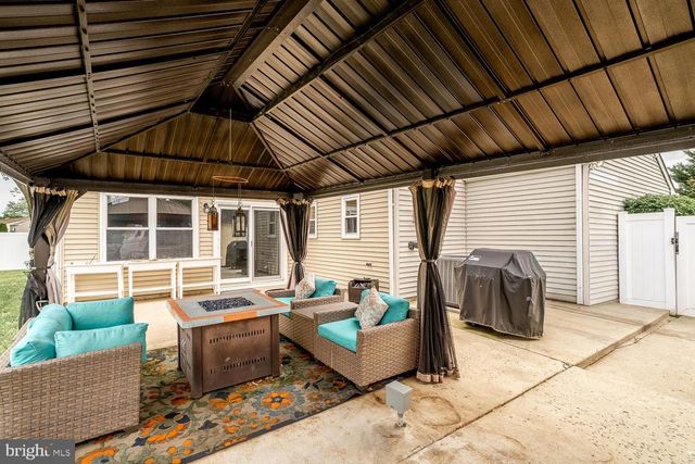 39 WILLOWBROOK WAY WAY, Eastampton, NJ 08060