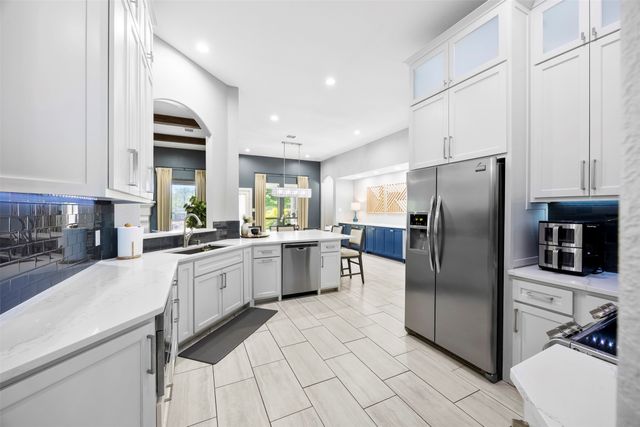 109 Aledo Pointe Drive, Aledo, TX 76008