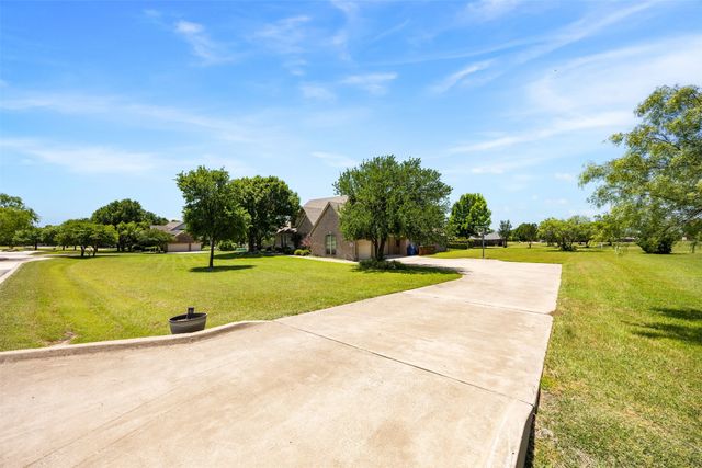 109 Aledo Pointe Drive, Aledo, TX 76008