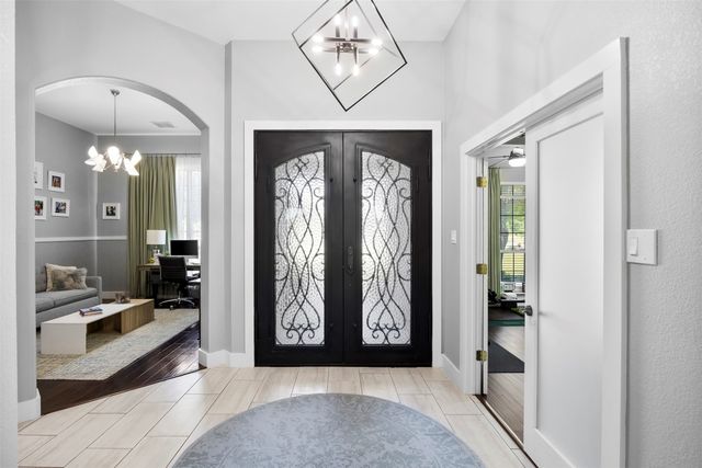 109 Aledo Pointe Drive, Aledo, TX 76008