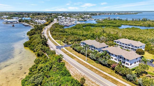 3607 10TH LN W, Palmetto, FL 34221