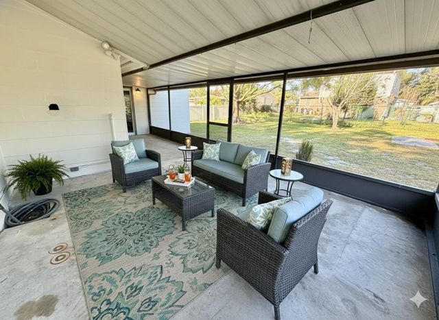 1017 W BLANN DRIVE, Tampa, FL 33603