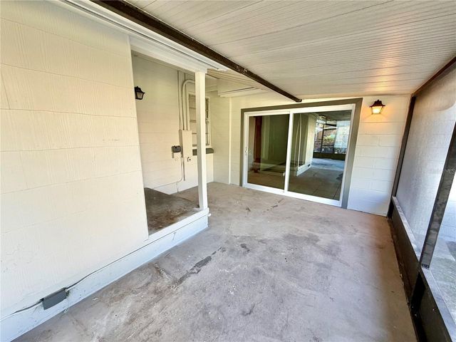 1017 W BLANN DRIVE, Tampa, FL 33603