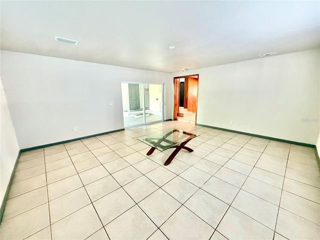 1017 W BLANN DRIVE, Tampa, FL 33603