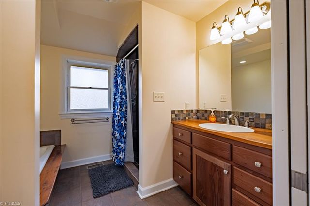 361 Settle Bridge Road, Reidsville, NC 27320