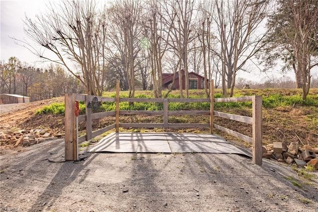 361 Settle Bridge Road, Reidsville, NC 27320