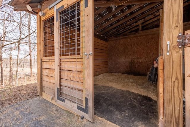 361 Settle Bridge Road, Reidsville, NC 27320