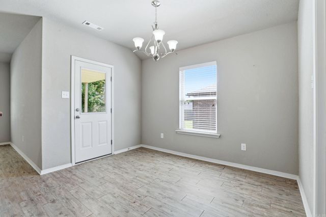 1129 Meadows Edge Drive, Alexander, AR 72002