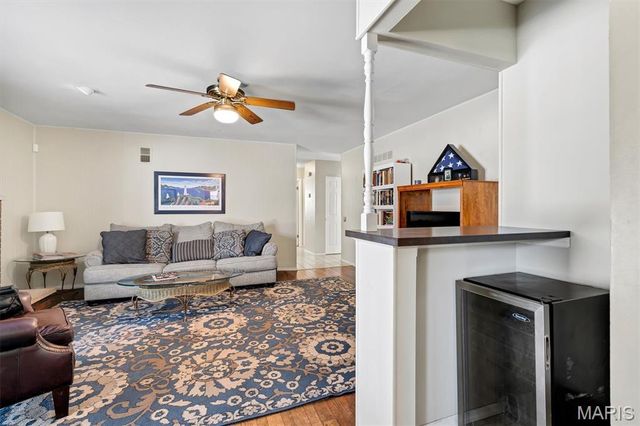 902 Rusticmanor Circle, Ballwin, MO 63011