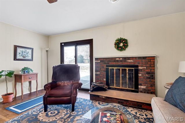 902 Rusticmanor Circle, Ballwin, MO 63011