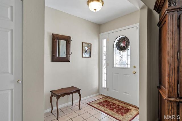 902 Rusticmanor Circle, Ballwin, MO 63011