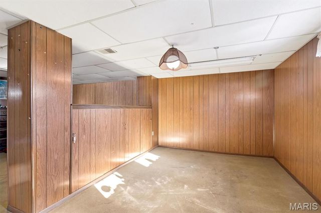 902 Rusticmanor Circle, Ballwin, MO 63011