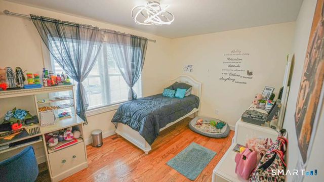 2 Kevin Drive, Danbury, CT 06811