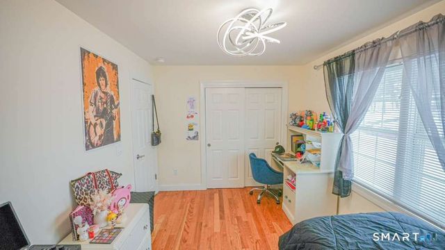 2 Kevin Drive, Danbury, CT 06811