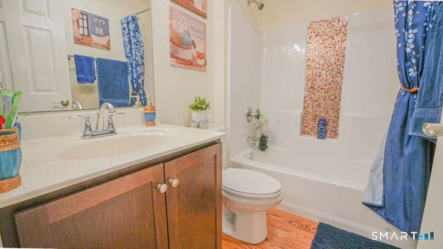 2 Kevin Drive, Danbury, CT 06811