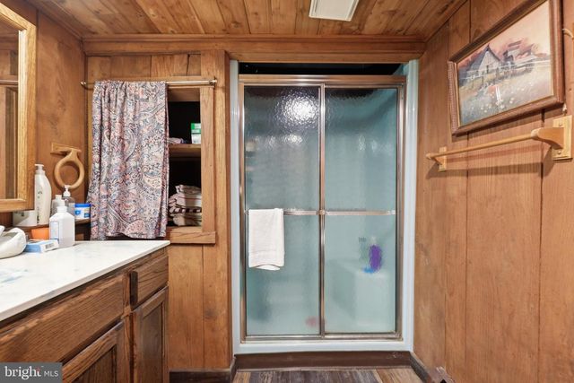 11234 WOLFSVILLE RD, Myersville, MD 21773