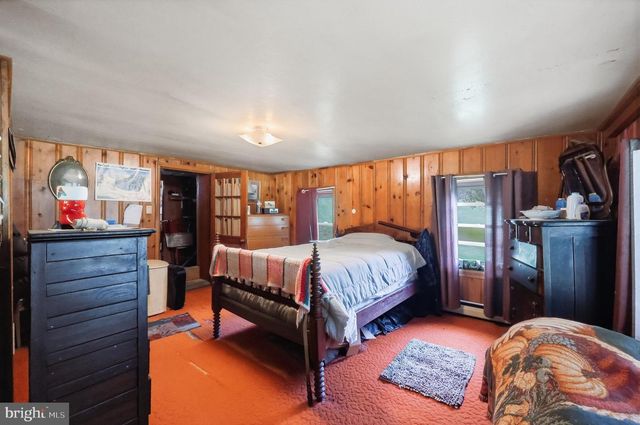 11234 WOLFSVILLE RD, Myersville, MD 21773