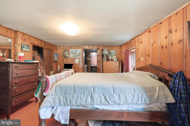 11234 WOLFSVILLE RD, Myersville, MD 21773