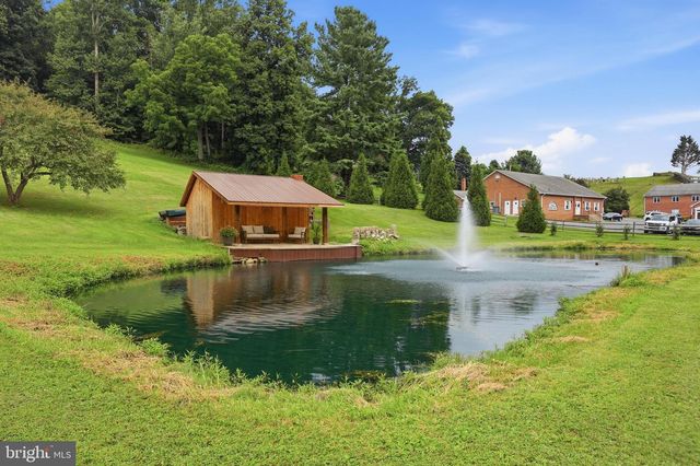 11234 WOLFSVILLE RD, Myersville, MD 21773