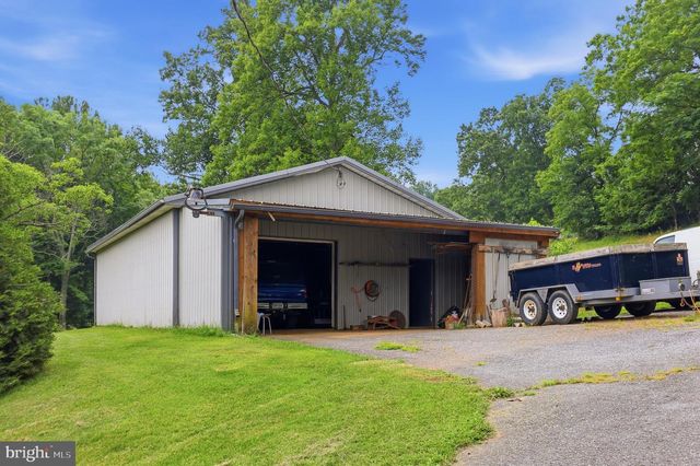 11234 WOLFSVILLE RD, Myersville, MD 21773