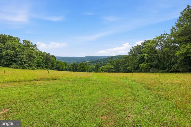 11234 WOLFSVILLE RD, Myersville, MD 21773