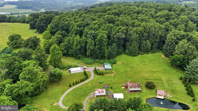 11234 WOLFSVILLE RD, Myersville, MD 21773