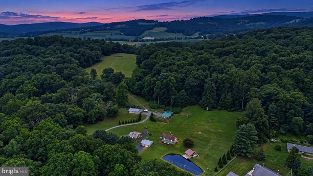 11234 WOLFSVILLE RD, Myersville, MD 21773