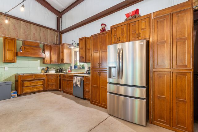 447265 E 355 Road, Vinita, OK 74301