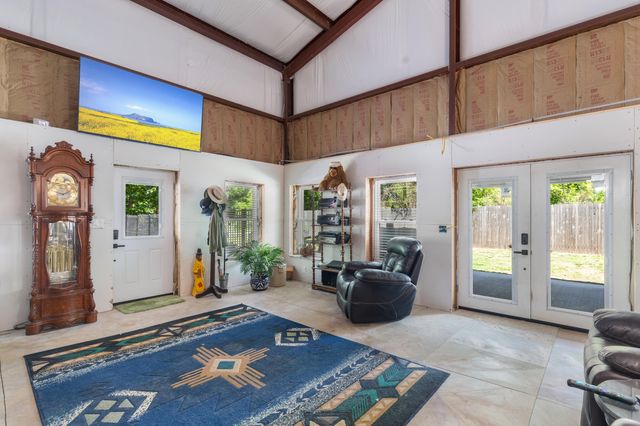 447265 E 355 Road, Vinita, OK 74301