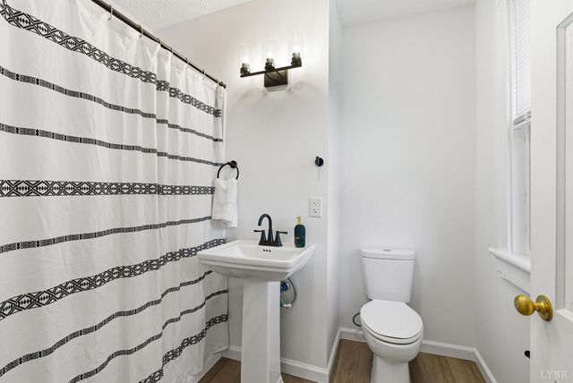 106 connecticut Avenue, Lynchburg, VA 24501