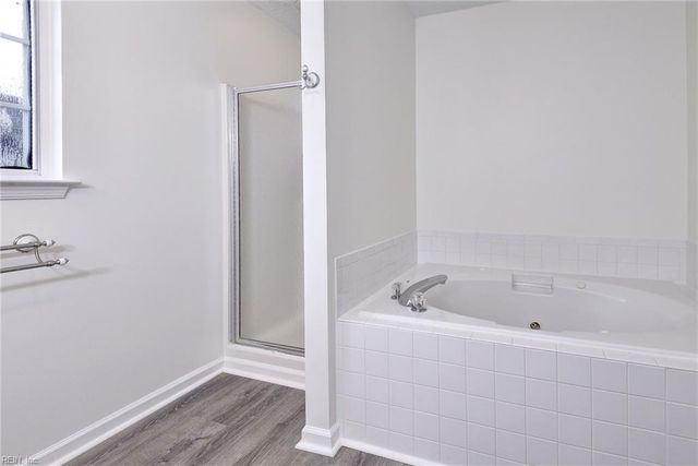 4 E Big Sky DR, Hampton, VA 23666