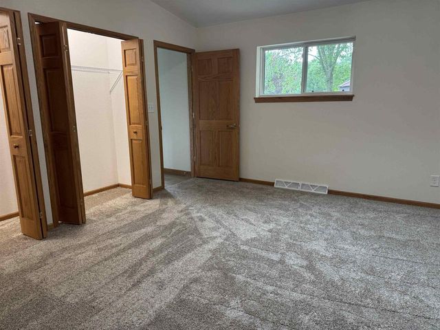 2478 18TH AVENUE, Friendship, WI 53934