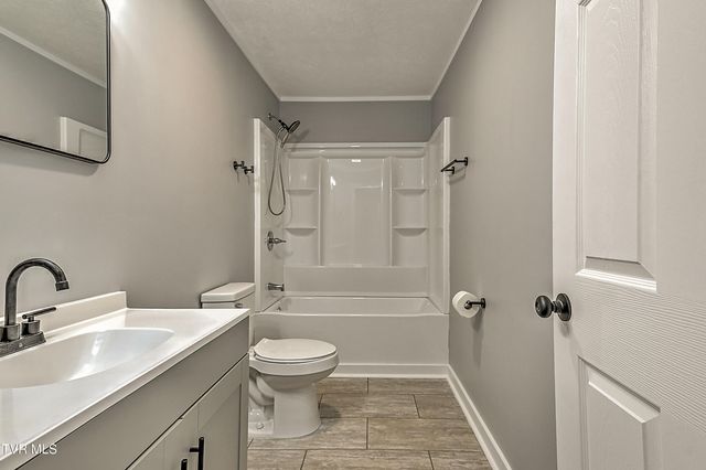 229 Independence Drive, Kingsport, TN 37660