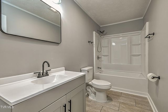 229 Independence Drive, Kingsport, TN 37660