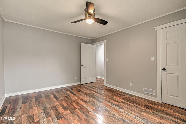 229 Independence Drive, Kingsport, TN 37660