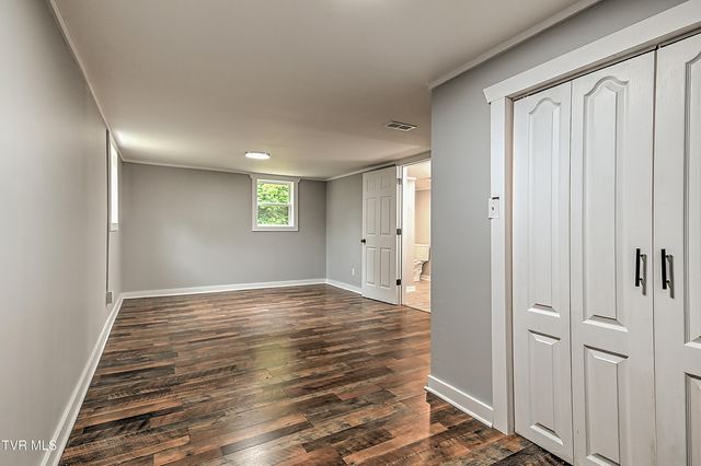 229 Independence Drive, Kingsport, TN 37660