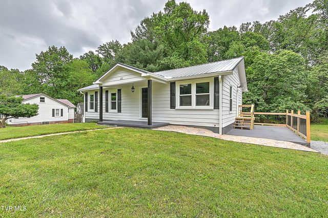 229 Independence Drive, Kingsport, TN 37660