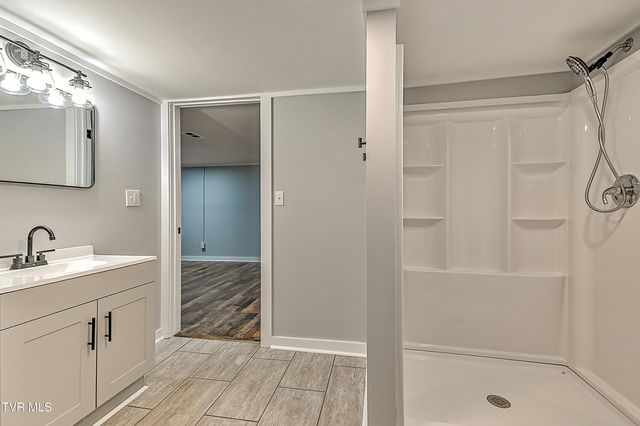229 Independence Drive, Kingsport, TN 37660