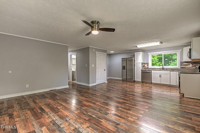 229 Independence Drive, Kingsport, TN 37660