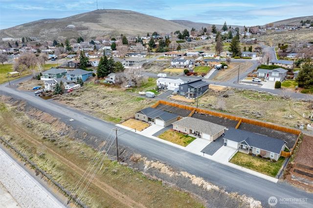 335 Canal Drive, Ephrata, WA 98823