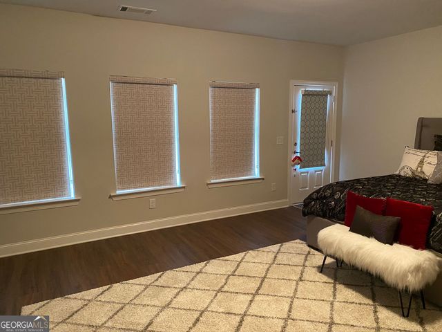 240 Bell Grove Lane, Suwanee, GA 30024